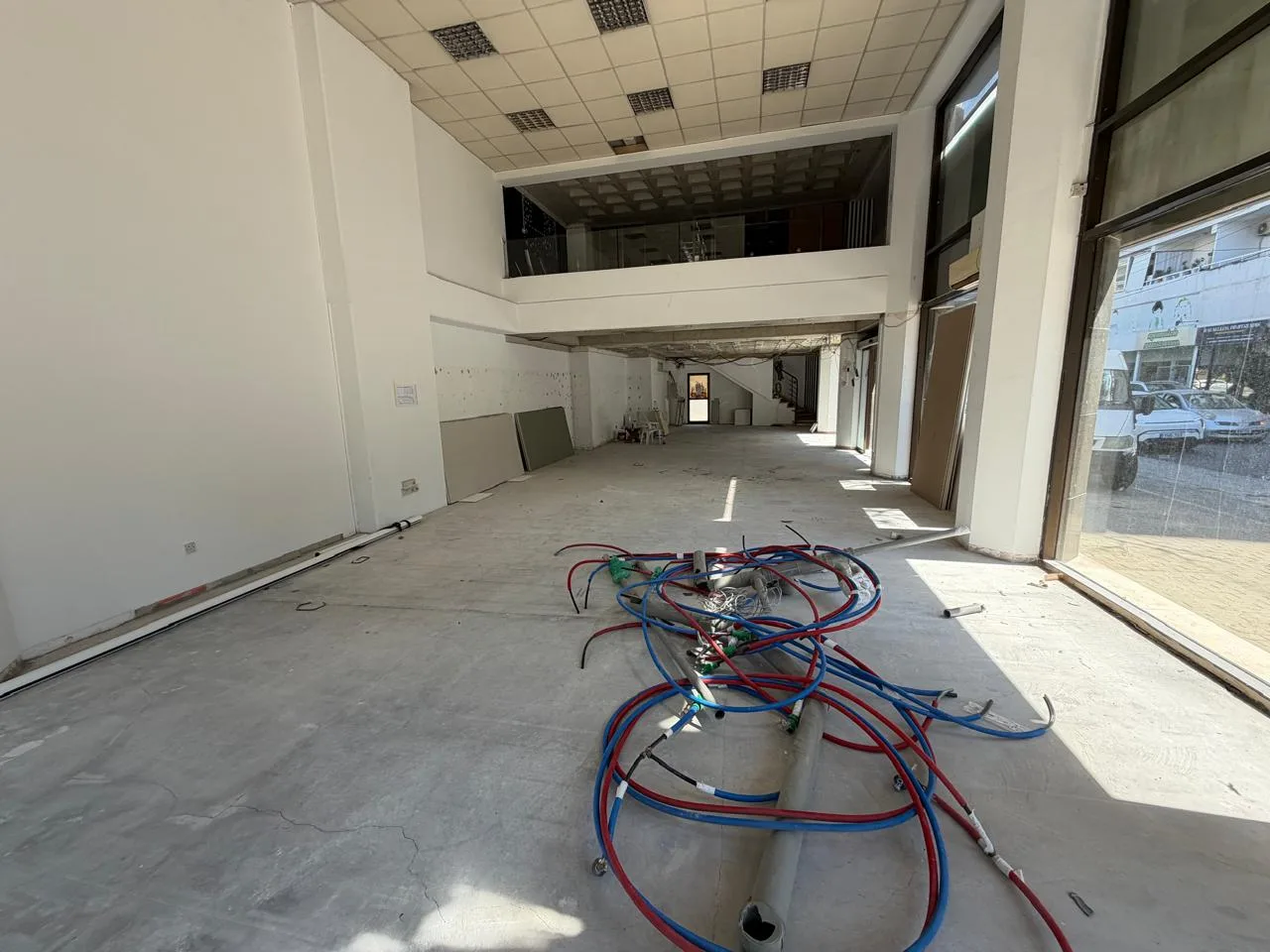 Keller Williams (Nicosia Office Renovation)